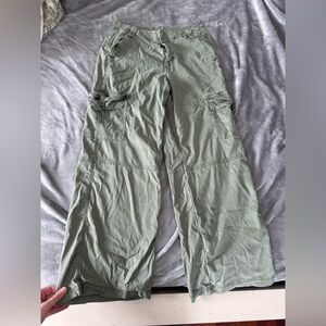 American Eagle Outfitters size 8 women’s lyocell Olive Cargo Pants